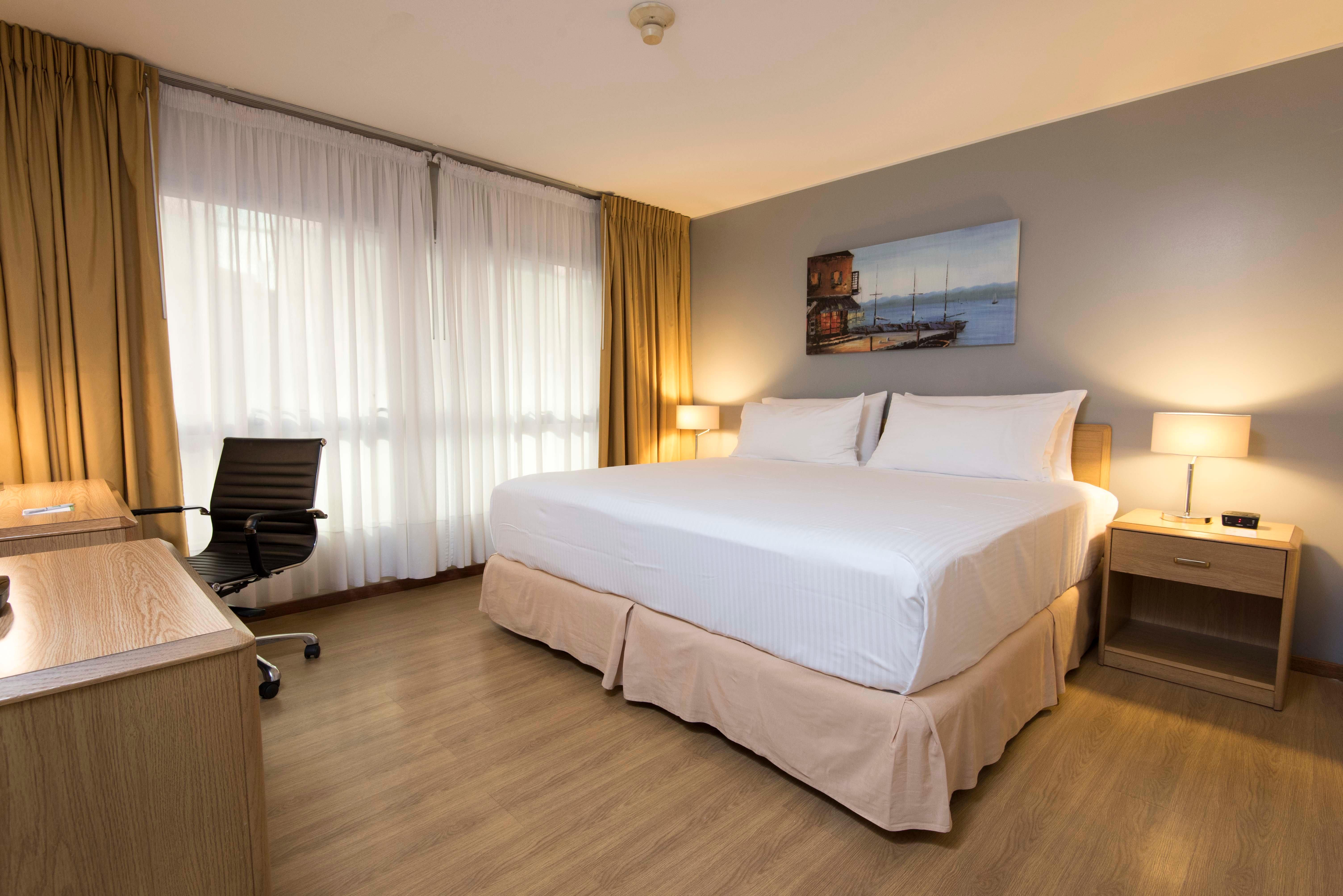 Holiday Inn Montevideo By Ihg Extérieur photo