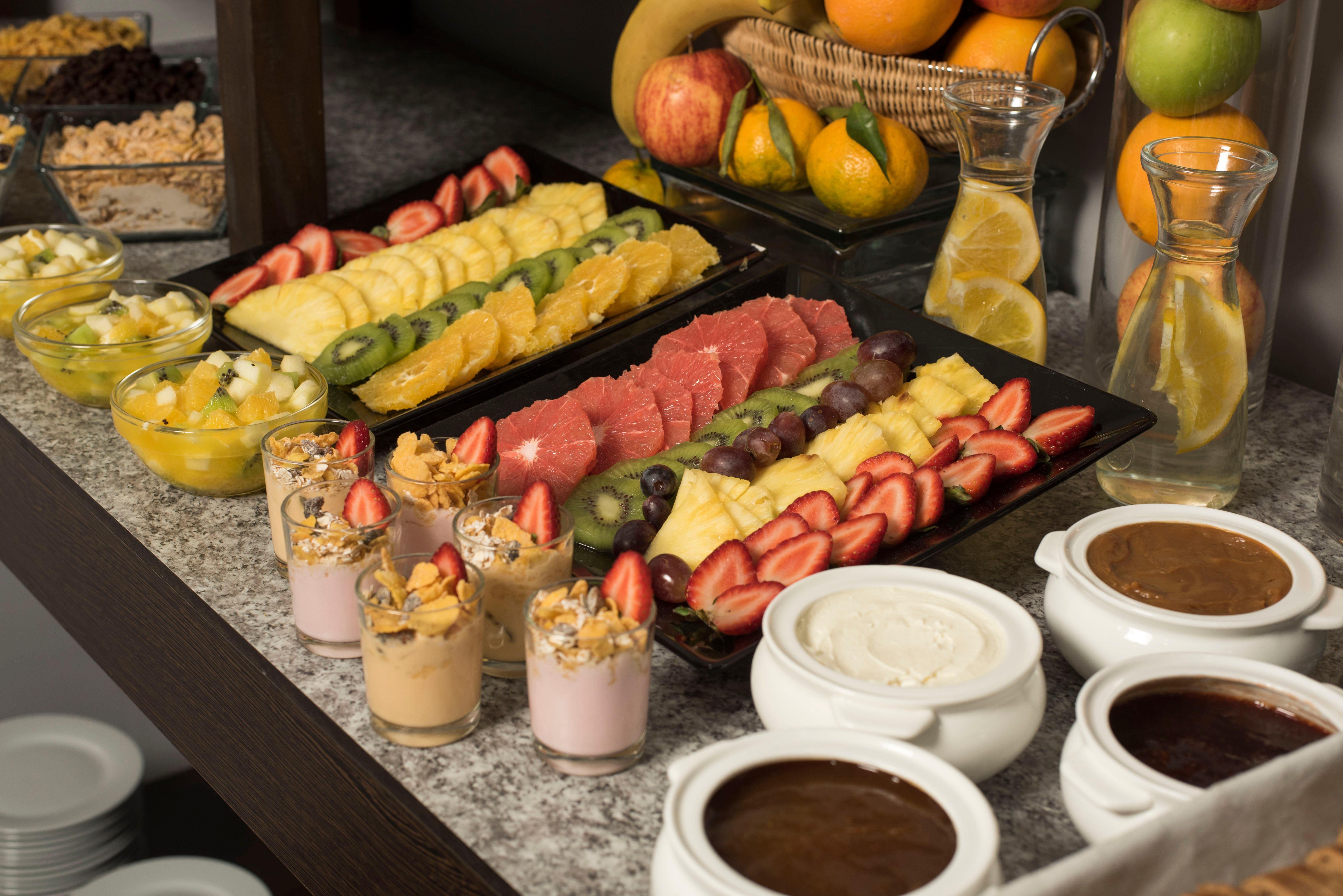 Holiday Inn Montevideo By Ihg Extérieur photo