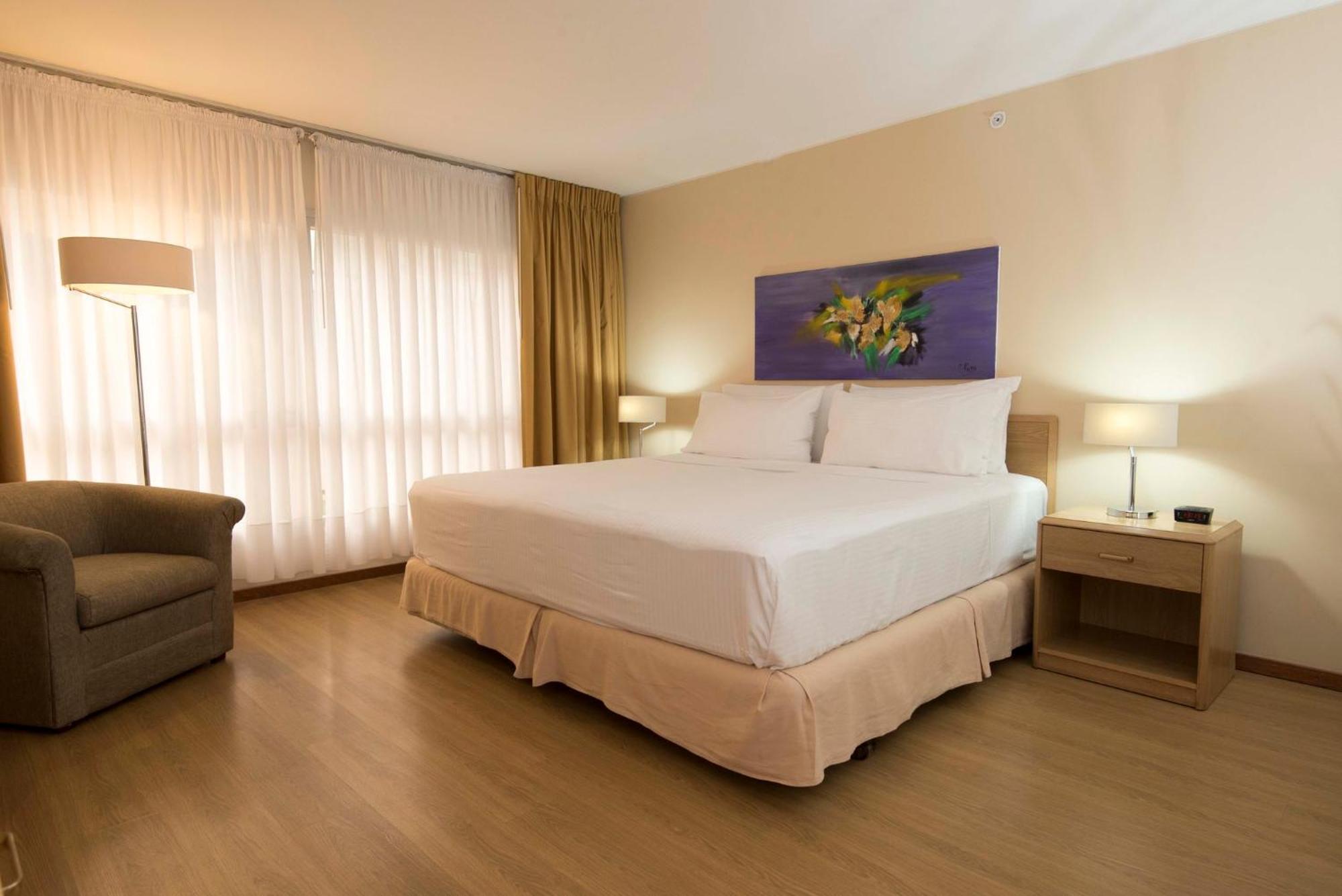 Holiday Inn Montevideo By Ihg Extérieur photo